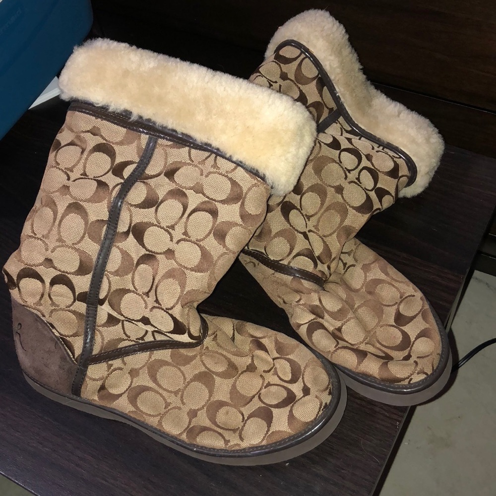 Coach snow boots